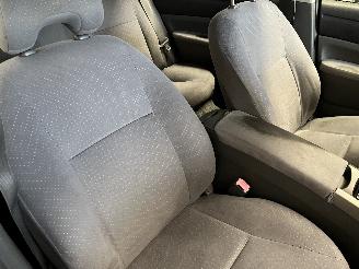 Toyota Prius Prius (NHW20) Liftback 1.5 16V (1NZ-FXE) [82kW]  (09-2003/12-2009) picture 12