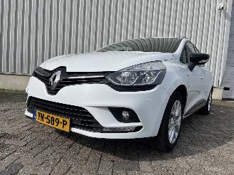 Schadeauto Renault Clio Clio IV Estate/Grandtour (7R) Combi 5-drs 0.9 Energy TCE 90 12V (H4B-4=
08(H4B-B4)) [66kW]  (01-2013/08-2021) 2018/10