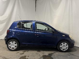 Toyota Yaris Yaris (P1) Hatchback 1.3 16V VVT-i (2SZFE) [64kW]  (04-2002/09-2005) picture 7