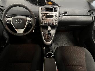 Toyota Verso Verso MPV 1.8 16V VVT-i (2ZRFAE) [108kW]  (04-2009/08-2018) picture 13