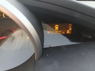 Toyota Verso Verso MPV 1.8 16V VVT-i (2ZRFAE) [108kW]  (04-2009/08-2018) picture 2