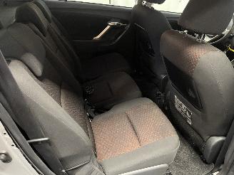 Toyota Verso Verso MPV 1.8 16V VVT-i (2ZRFAE) [108kW]  (04-2009/08-2018) picture 12