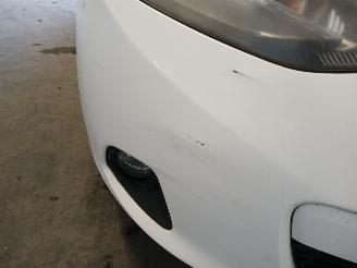 Mazda 2 2 (DE) Hatchback 1.4 CDVi 16V (Y4) [50kW]  (01-2008/11-2010) picture 22