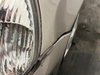 Toyota Yaris Yaris (P1) Hatchback 1.3 16V VVT-i (2SZFE) [64kW]  (04-2002/09-2005) picture 11