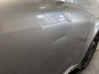 Toyota Yaris Yaris (P1) Hatchback 1.3 16V VVT-i (2SZFE) [64kW]  (04-2002/09-2005) picture 8