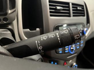 Chevrolet Aveo Aveo (300) Hatchback 1.2 16V (LDC) [63kW]  (03-2011/12-2015) picture 16