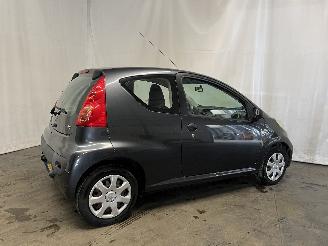 Peugeot 107 107 Hatchback 1.0 12V (384F(1KR)) [50kW]  (06-2005/05-2014) picture 6