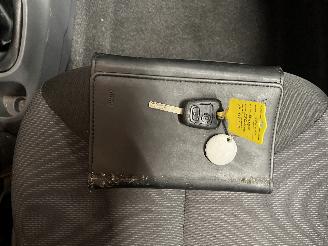 Toyota Aygo Aygo (B10) Hatchback 1.0 12V VVT-i (1KR-FE) [50kW]  (07-2005/05-2014) picture 21