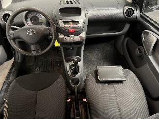 Toyota Aygo Aygo (B10) Hatchback 1.0 12V VVT-i (1KR-FE) [50kW]  (07-2005/05-2014) picture 13