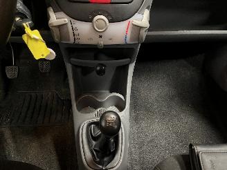 Toyota Aygo Aygo (B10) Hatchback 1.0 12V VVT-i (1KR-FE) [50kW]  (07-2005/05-2014) picture 19