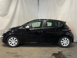 Peugeot 208 208 I (CA/CC/CK/CL) Hatchback 1.0 Vti 12V PureTech (EB0(ZMZ)) [50kW]  =
(03-2012/12-2019) picture 4