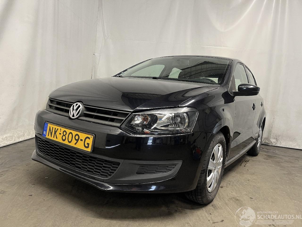 Volkswagen Polo Polo V (6R) Hatchback 1.2 12V BlueMotion Technology (CGPA(Euro 5)) [51=
kW]  (06-2009/05-2014)