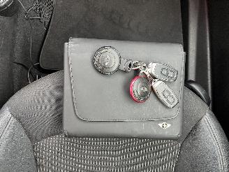 Mini Mini Mini (R56) Hatchback 1.6 16V Cooper S (N14-B16A) [128kW]  (10-2006/02-=
2010) picture 20