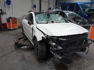 Mercedes Cla-klasse CLA (117.3) Sedan 1.6 CLA-180 16V (M270.910) [90kW]  (01-2013/03-2019)= picture 2