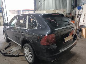 Porsche Cayenne Cayenne (9PA) SUV 3.2 V6 24V (M02.2Y) [184kW]  (10-2003/02-2007) picture 4