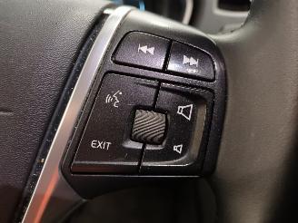 Volvo V-40 V40 (MV) Hatchback 5-drs 2.0 D2 16V (D4204T8(Euro 6b)) [88kW]  (02-201=
5/08-2019) picture 18