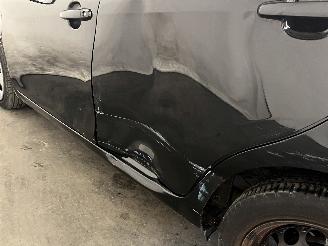 Toyota Aygo Aygo (B40) Hatchback 1.0 12V VVT-i (1KR-FE) [51kW]  (05-2014/06-2018) picture 8