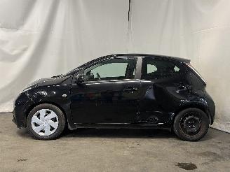 Toyota Aygo Aygo (B40) Hatchback 1.0 12V VVT-i (1KR-FE) [51kW]  (05-2014/06-2018) picture 4