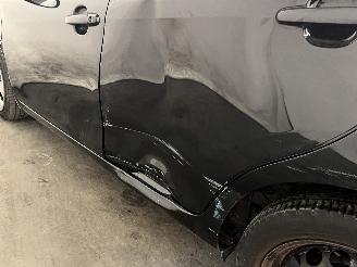 Toyota Aygo Aygo (B40) Hatchback 1.0 12V VVT-i (1KR-FE) [51kW]  (05-2014/06-2018) picture 9