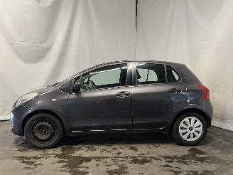 Toyota Yaris Yaris II (P9) Hatchback 1.3 16V VVT-i (2SZFE) [64kW]  (08-2005/11-2010=
) picture 4