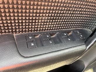 Daewoo Captiva Captiva (C100) SUV 2.4 16V 4x2 (Z24SED) [100kW]  (06-2006/05-2011) picture 12