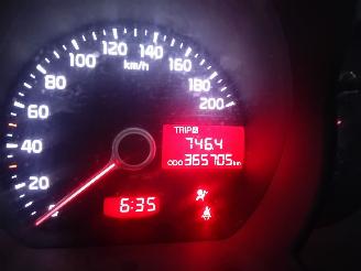 Kia Picanto Picanto (TA) Hatchback 1.0 12V (G3LA) [51kW]  (05-2011/06-2017) picture 2