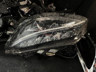 Mercedes C-klasse C Estate (S205) Combi C-63 S,Edition 1 AMG 4.0 V8 Biturbo (M177.980) [=
375kW]  (10-2015/02-2021) picture 18