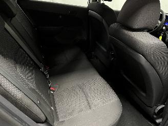 Hyundai I-30 i30 Crosswagon (WWH) Combi 1.4 CVVT 16V (G4FA) [80kW]  (11-2009/06-201=
2) picture 11