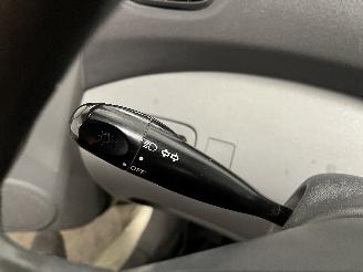 Toyota Yaris Yaris Verso (P2) MPV 1.3 16V (2NZFE) [63kW]  (08-1999/10-2002) picture 17