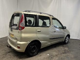 Toyota Yaris Yaris Verso (P2) MPV 1.3 16V (2NZFE) [63kW]  (08-1999/10-2002) picture 6