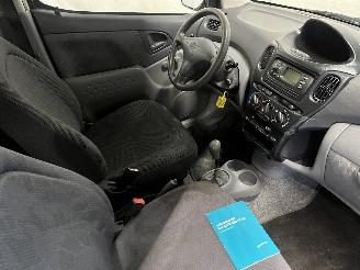 Toyota Yaris Yaris Verso (P2) MPV 1.3 16V (2NZFE) [63kW]  (08-1999/10-2002) picture 13