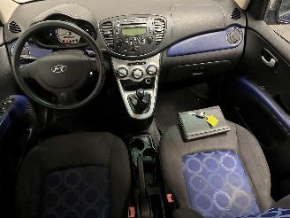 Hyundai I-10 i10 (F5) Hatchback 1.2i 16V (G4LA) [57kW]  (11-2008/12-2011) picture 11