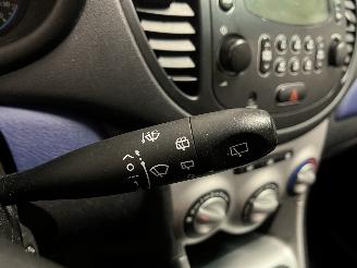 Hyundai I-10 i10 (F5) Hatchback 1.2i 16V (G4LA) [57kW]  (11-2008/12-2011) picture 15