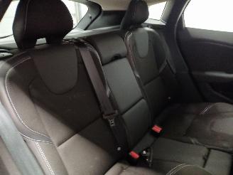 Volvo V-40 V40 (MV) Hatchback 5-drs 2.0 D2 16V (D4204T8(Euro 6b)) [88kW]  (02-201=
5/08-2019) picture 9