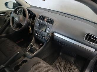 Volkswagen Golf Golf VI (5K1) Hatchback 1.6 TDI 16V (CAYC(Euro 5)) [77kW]  (02-2009/11=
-2012) picture 8