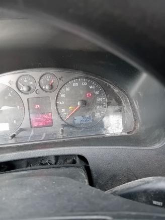 Volkswagen Transporter Transporter T5 Van 2.5 TDi (BNZ) [96kW]  (04-2003/11-2009) picture 2