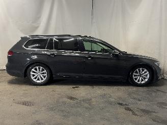 Volkswagen Passat Passat Variant (3G5) Combi 1.6 TDI 16V (DCXA) [88kW]  (08-2014/11-2020=
) picture 7