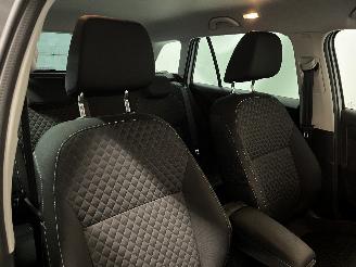 Skoda Fabia Fabia III Combi (NJ5) Combi 5-drs 1.0 12V Greentech (CHYB) [55kW]  (10=
-2014/12-2022) picture 16