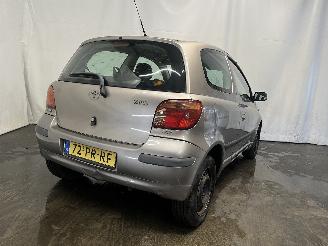 Toyota Yaris Yaris (P1) Hatchback 1.3 16V VVT-i (2SZFE) [64kW]  (04-2002/09-2005) picture 4