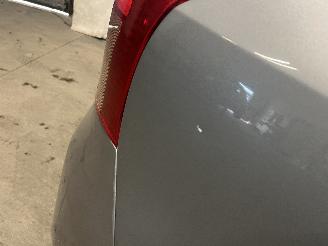 Toyota Yaris Yaris II (P9) Hatchback 1.0 12V VVT-i (1KR-FE) [51kW]  (08-2005/12-201=
1) picture 9