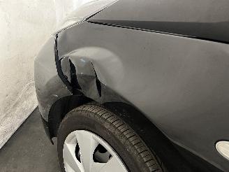 Toyota Aygo Aygo (B40) Hatchback 1.0 12V VVT-i (1KR-FE) [51kW]  (05-2014/06-2018) picture 11