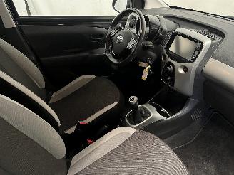 Toyota Aygo Aygo (B40) Hatchback 1.0 12V VVT-i (1KR-FE) [51kW]  (05-2014/06-2018) picture 14