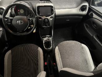 Toyota Aygo Aygo (B40) Hatchback 1.0 12V VVT-i (1KR-FE) [51kW]  (05-2014/06-2018) picture 16