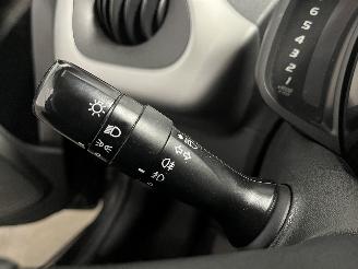 Toyota Aygo Aygo (B40) Hatchback 1.0 12V VVT-i (1KR-FE) [51kW]  (05-2014/06-2018) picture 19