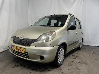 Schadeauto Toyota Yaris Yaris Verso (P2) MPV 1.3 16V (2NZFE) [63kW]  (08-1999/10-2002) 2000/1