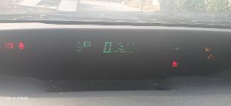 Toyota Prius Prius (NHW20) Liftback 1.5 16V (1NZ-FXE) [82kW]  (09-2003/12-2009) picture 2