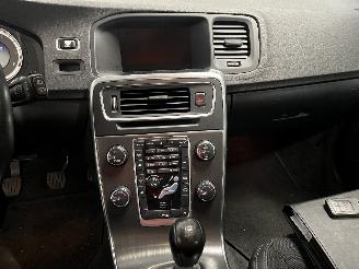 Volvo V-60 V60 I (FW/GW) Combi 1.6 T3 16V (B4164T3(Euro 5)) [110kW]  (09-2010/12-=
2015) picture 18