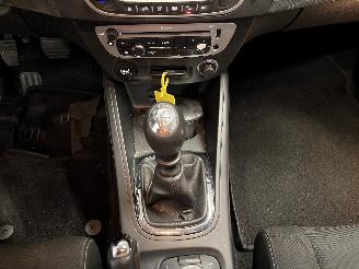 Renault Mégane Megane III Grandtour (KZ) Combi 5-drs 1.5 dCi 110 (K9K-636(K9K-A6)) [8=
1kW]  (02-2009/04-2016) picture 18