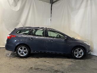 Ford Focus Focus 3 Wagon Combi 1.0 Ti-VCT EcoBoost 12V 100 (M2DC) [74kW]  (02-201=
2/05-2018) picture 7