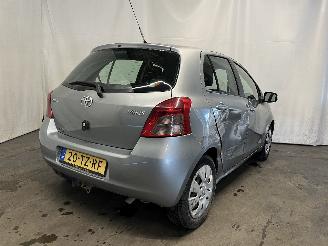 Toyota Yaris Yaris II (P9) Hatchback 1.3 16V VVT-i (2SZFE) [64kW]  (08-2005/11-2010=
) picture 4